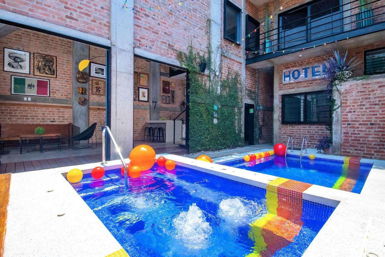 פוארטו ואלארטה Pinata Pv Gay Hotel מראה חיצוני תמונה