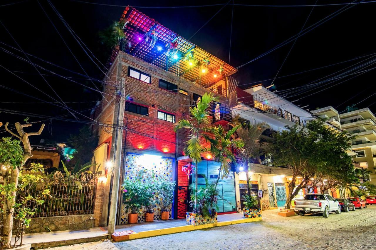 פוארטו ואלארטה Pinata Pv Gay Hotel מראה חיצוני תמונה